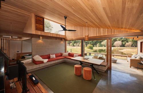 Torquay House | Ellas Rest
