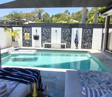Coffs Harbour House | Ellie's Grand Escape - Sleeps 10 Pool Spa Amazing!
