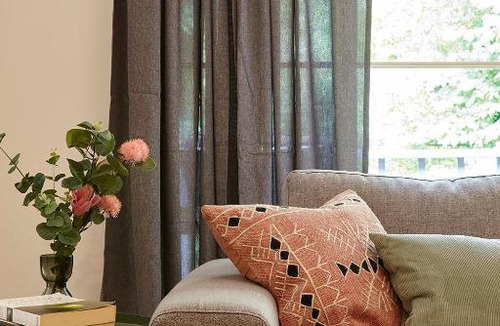 Bright Apartment | Elms on Delany