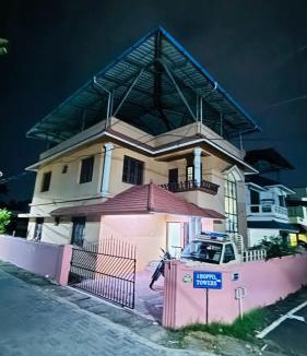 Vyttila Hostel | Empire Hostel