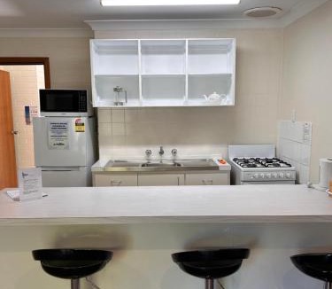 Emu Point Cabin | Emu Beach Chalets