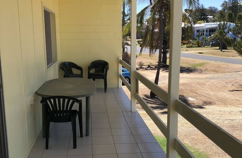Emu Park Apartment | Emu Park Beach front Apartment