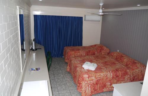 Emu Park Hotel | Emu Park Motel