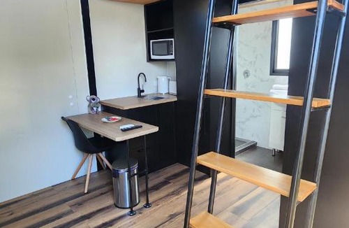 Dickson Apartment | Enchanting Tiny Home in Vibrant - Hosted by Canstay