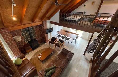 Encounter Bay House | Encounters Cabin (pet friendly)
