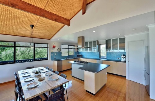 Falcon House | Endless Summer Beach House