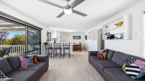 Lake Wangary House | Endymion Is Ideally Situated On The Esplanade
