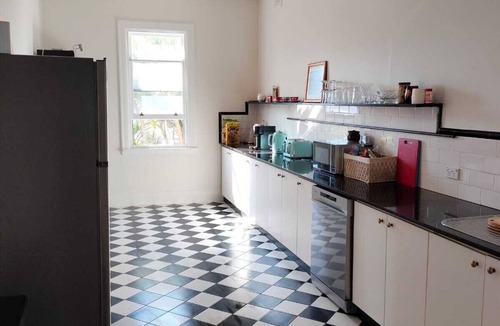 Bellevue Hill House | Ensuite Room in centrally located house in Double Bay