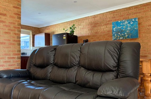 Wonthella Apartment | Entire 2 bedrooms unit