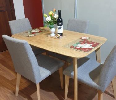 Uleybury House | Equestrian Farm Stay
