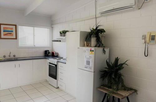 Castletown Apartment | Esperance Little Units 4