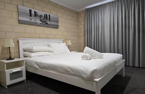Esperance House | Esperance Stay By The Sea