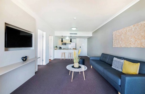 Darwin City Centre Apartment | Esplanade Escapade Modern Living and Resort Ease