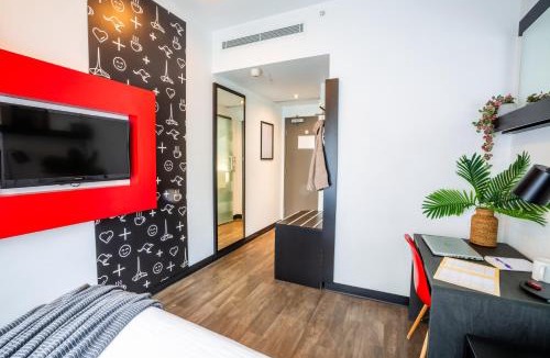 Carlton South Hotel | Essence Hotel Carlton