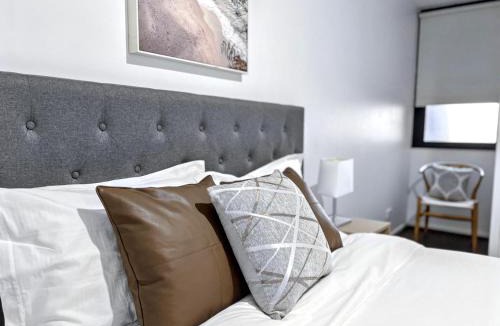 Essendon North Apartment | Essendon North with Beautiful view