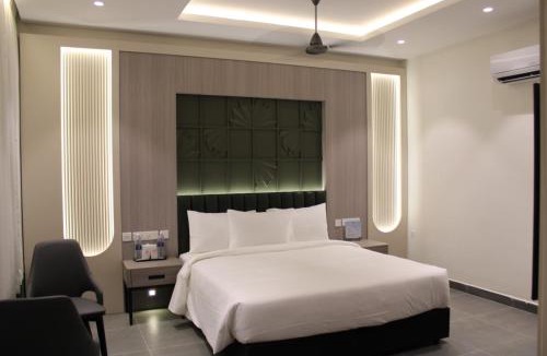 Thirukazhukundram Resort | Esthell Village Resort