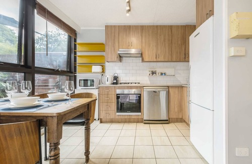 North Melbourne Apartment | Experience Comfort and Convenience