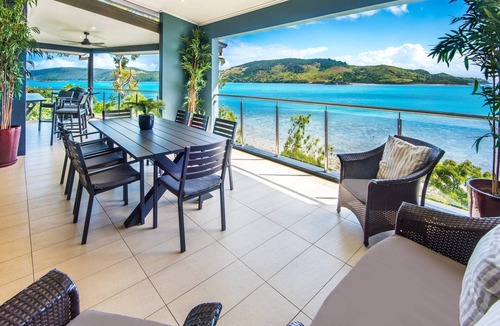 Hamilton Island Villa | Experience the ultimate oceanfront holiday at Villa 5 The Edge Hamilton Island