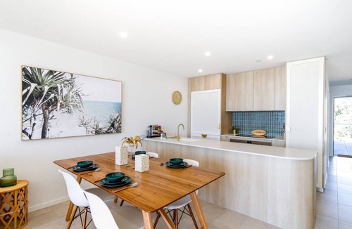 Batemans Bay Apartment | Exquisite 1-Bed Apartment with Bay Views