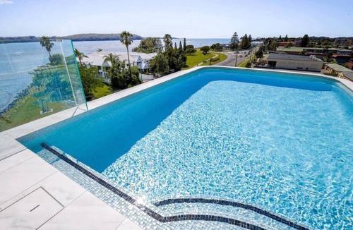 Batemans Bay Apartment | Exquisite 1-Bed Apartment with Bay Views