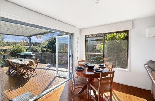 Surf Beach House | Fab 3-Bed Stay with Great Outdoors & Water Views
