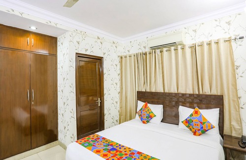 East of Kailash Hotel | Fabexpress Jpm Harshdeep