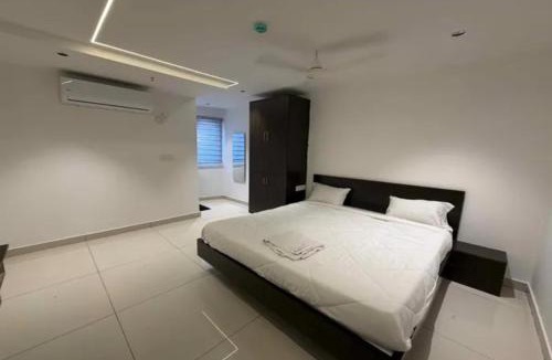 Hanmakonda Hotel | FabHotel Aishwarya Inn Hanamkonda