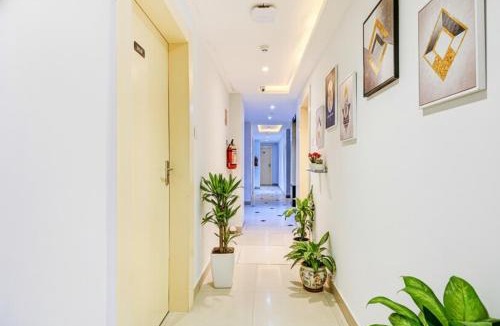 Kolkata Hotel | FabHotel Azure Sky