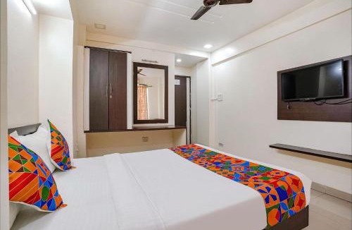 Kharadi Hotel | FabHotel Destination 42 - Nr Pheonix Mall