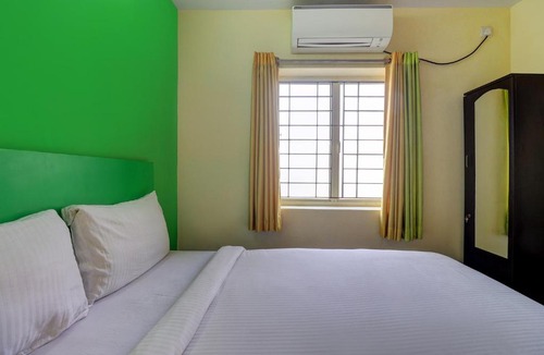 Teynampet Hotel | FabHotel Green Tree Inn