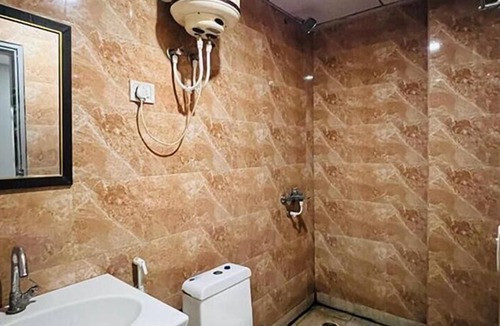 Jaipur Hotel | Fabhotel Jaipahari Palace