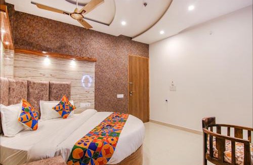 Kishangarh Hotel | FabHotel Meridian Inn