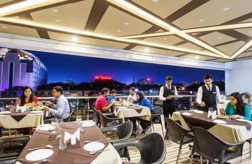 Indore Hotel | FabHotel Prime Avenue