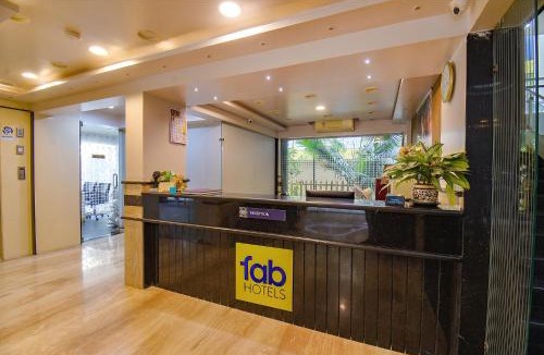 Wakad Hotel | FabHotel SR Wakad - Nr Mall of Millenium