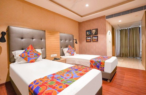 Chennai Hotel | Fabhotel The Banyan