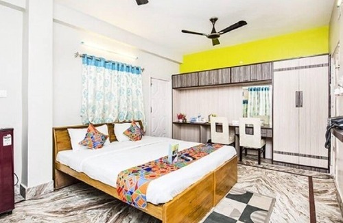 Sector 1 Hotel | FabHotel Transit Guest House