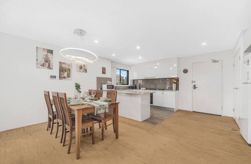 Fairfield Apartment | Fairfield Convenient lift Apartment&parking