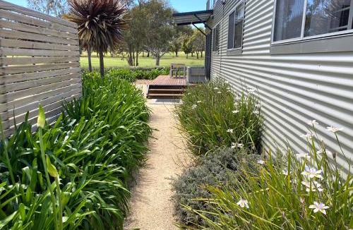 Coles Bay House | Fairways 1