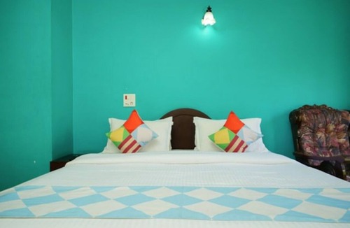 Nullatanni House | Familycare Homestay Munnar