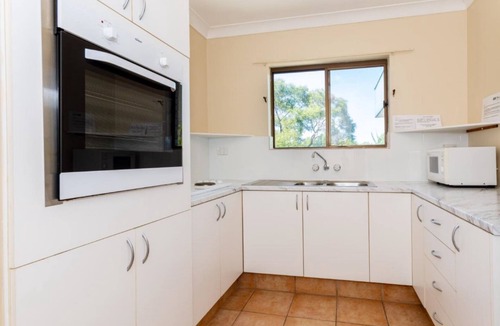 Bongaree Apartment | Fantastic Views From Top Floor