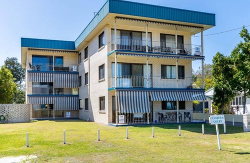 Bongaree Apartment | Fantastic Views From Top Floor