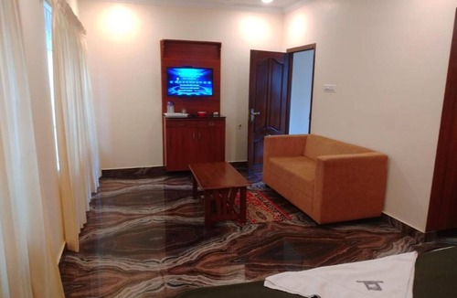Kanyakumari Hotel | FERDIN COTTAGE