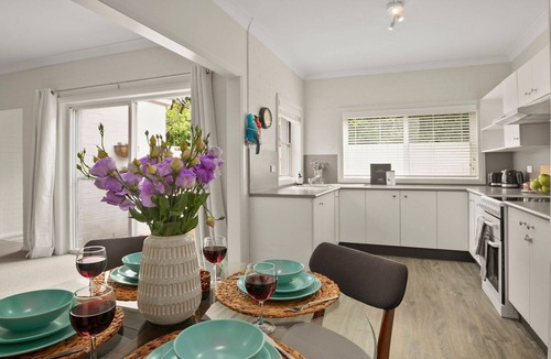 Moss Vale Apartment | Finch’s Nest – easy, comfortable accommodation for 4-6 in the heart of Moss Vale