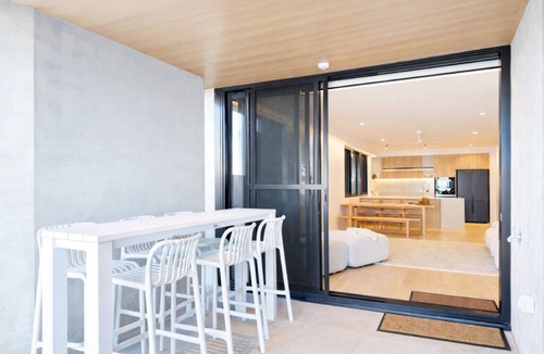 Coolum Beach Apartment | First Bay Coolum - 3BR Beach Front Luxury Apartment