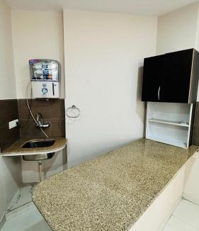 Malviya Nagar Apartment | Flat in Malviya Nagar spacious 2 beds for 4 guests