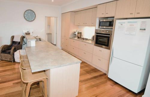 Queenscliff House | Flinders Rest