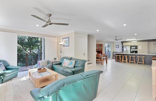 Amity Point House | Flip Flop Inn