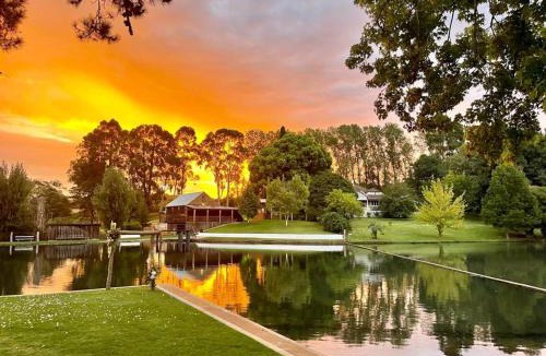 Jardee House | Fonty's Pool Caravan Park and Chalets