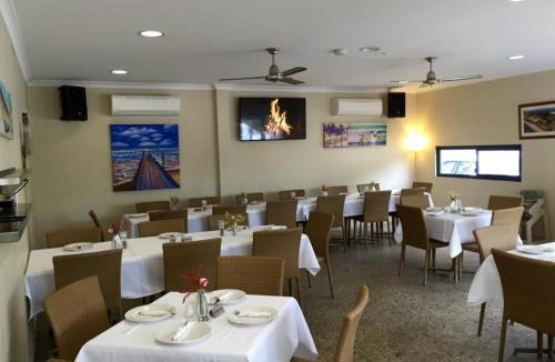Preston Beach Resort | Footprints Preston Beach