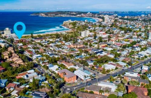 Freshwater House | Footsteps to Freshwater Beach